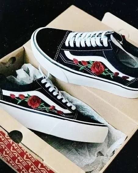 Moda Vans old skool skate floral 🌹