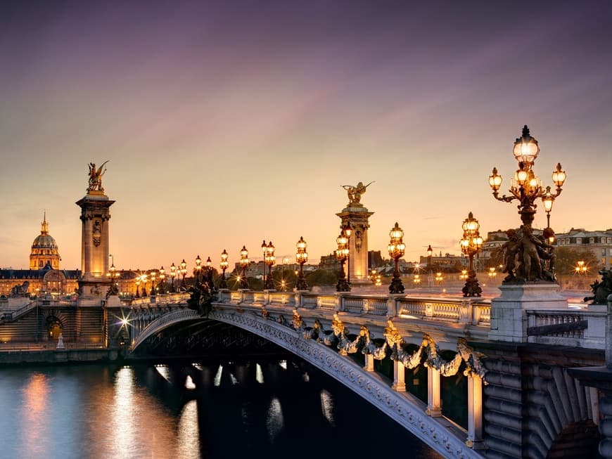 Place Pont Alexandre III