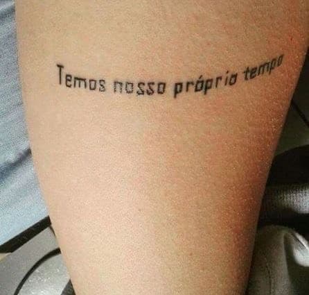 Fashion Tatuagem frase