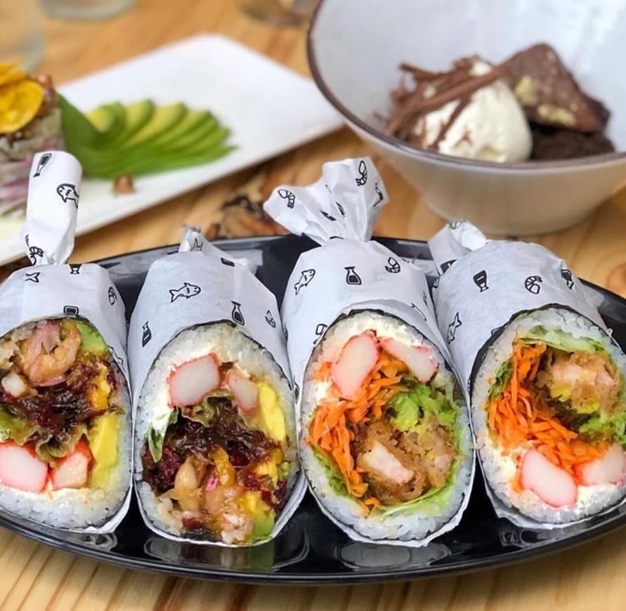 Restaurantes Roll Up - SushiBurrito