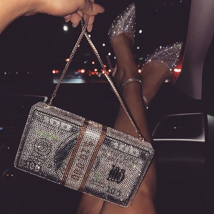 Product Money clutch ⭐️