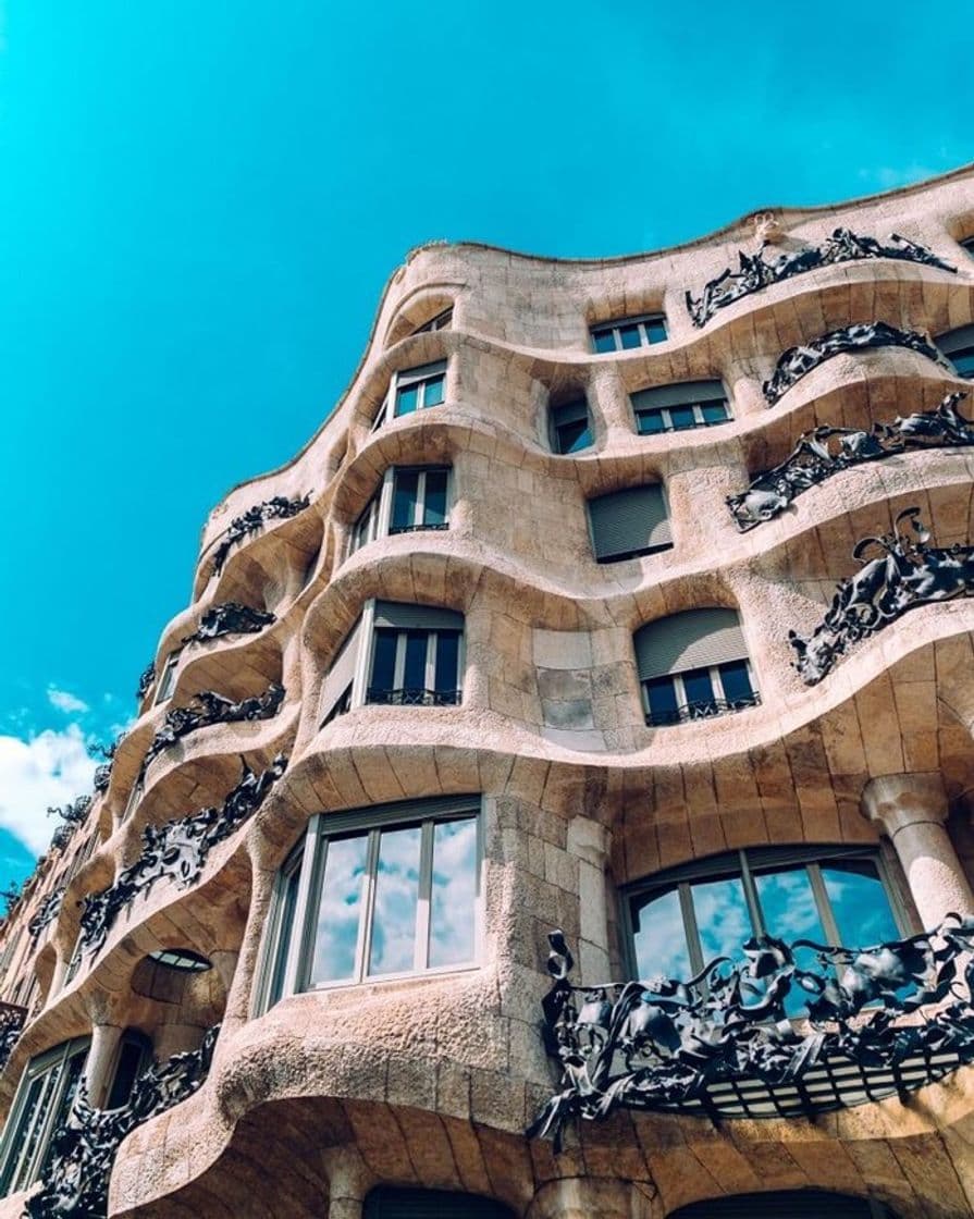 Place Casa Milà - La Pedrera