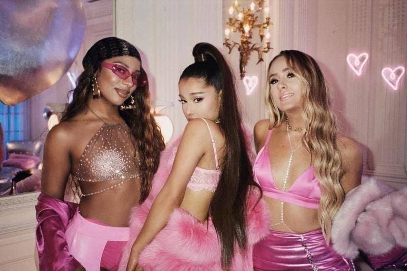 Canción 7rings