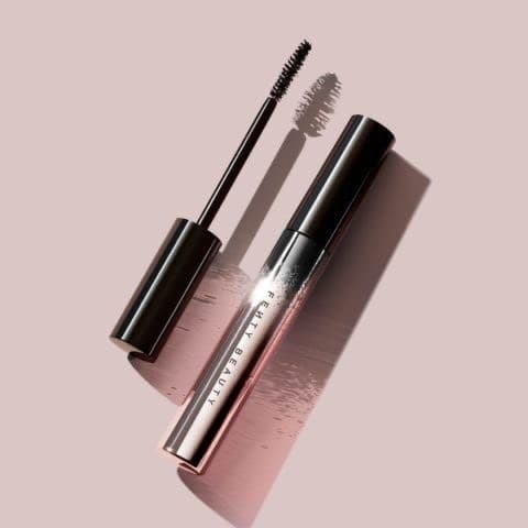 Producto FULL FRONTAL VOLUME LIFT & CURL MASCARA