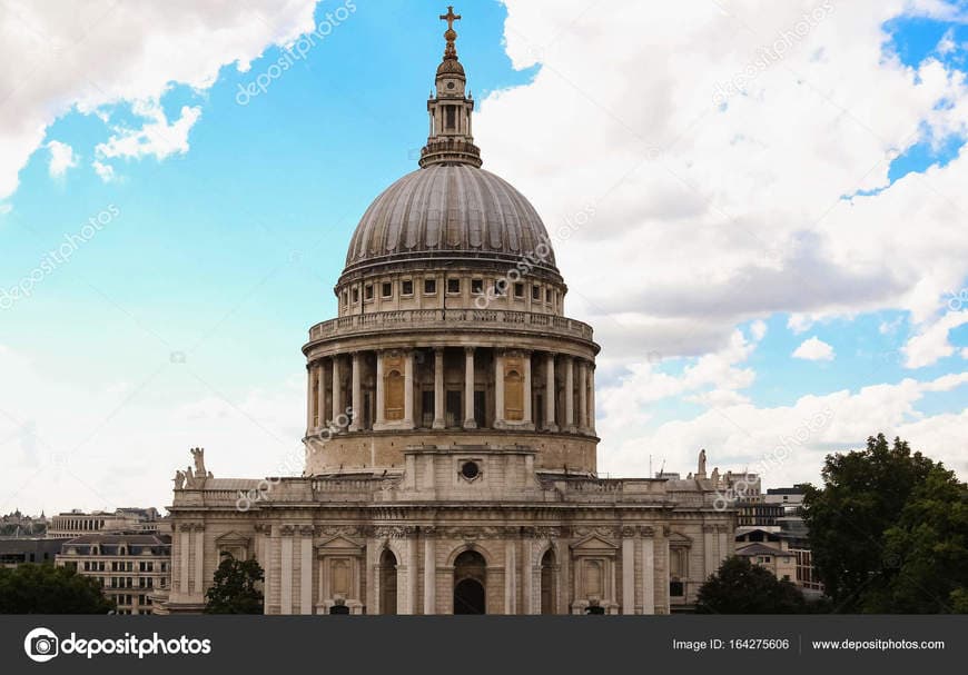 Lugar Catedral de Saint Paul