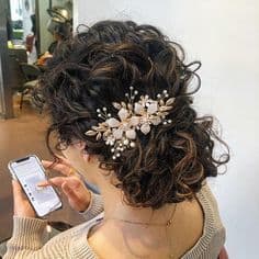 Fashion 111 Best Penteados para cabelos cacheados images | Curly hair ...