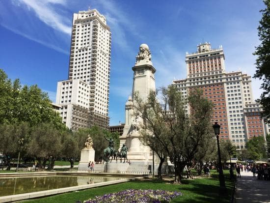 Place Praça de Espanha