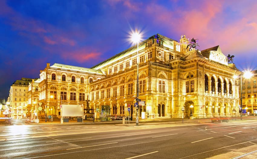 Place Vienna Operahouse