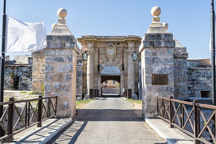 Lugar Fortaleza de San Carlos de la Cabaña