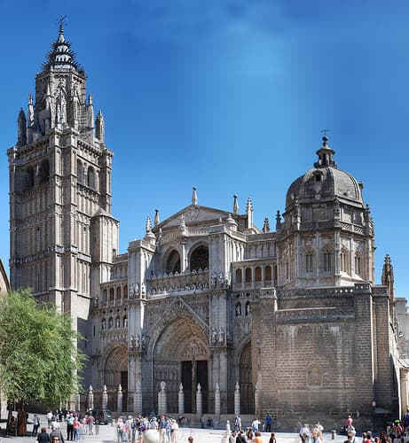 Place Iglesia de Santo Tomé