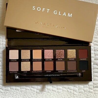 Product Soft glam Anastacia Beverly Hills