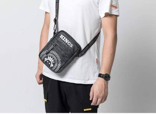 Product Shoulder Bag Bolsa Transvesal Kings Sneakers Moderno

￼

￼

