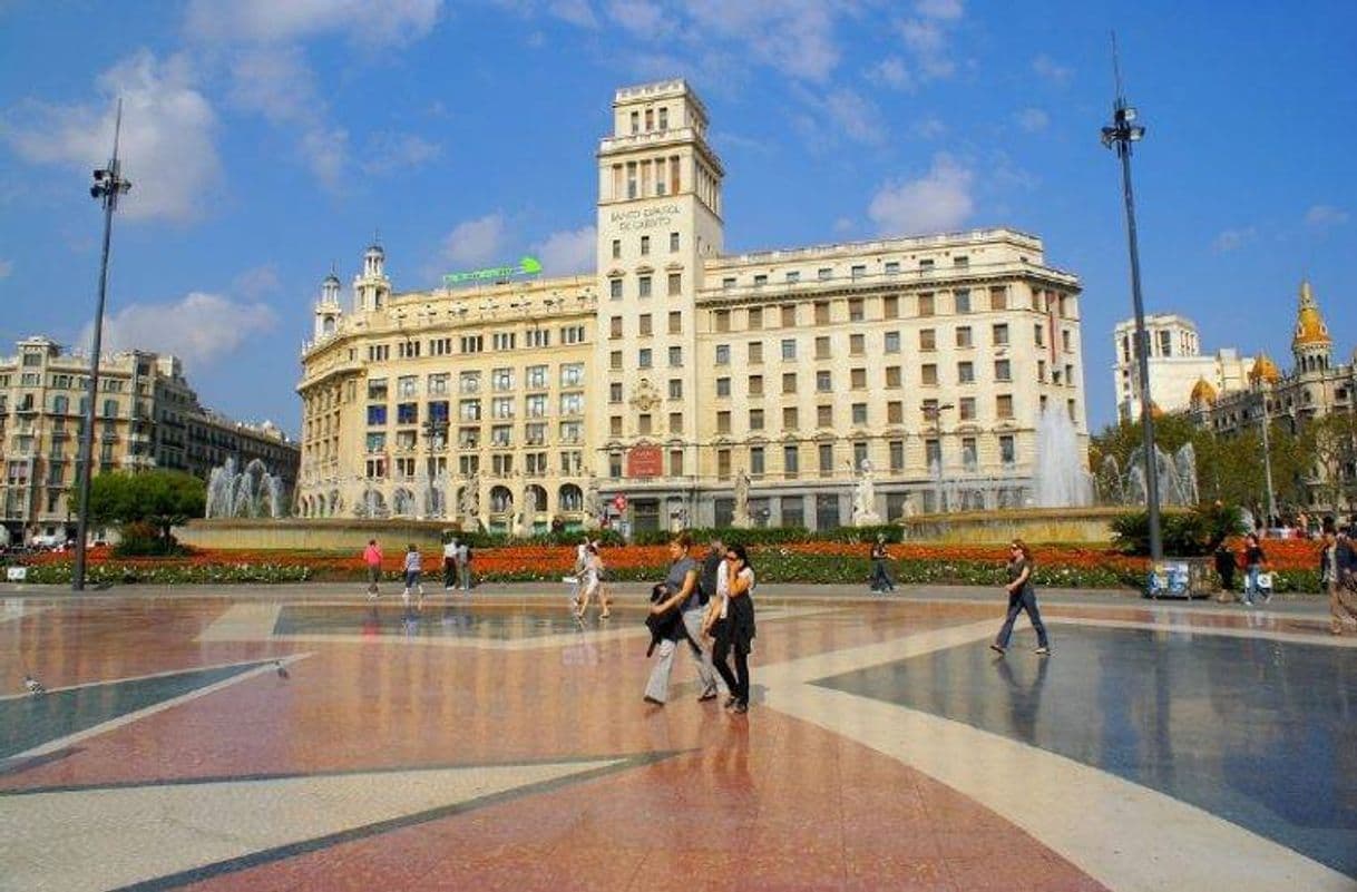 Place Plaça de Catalunya