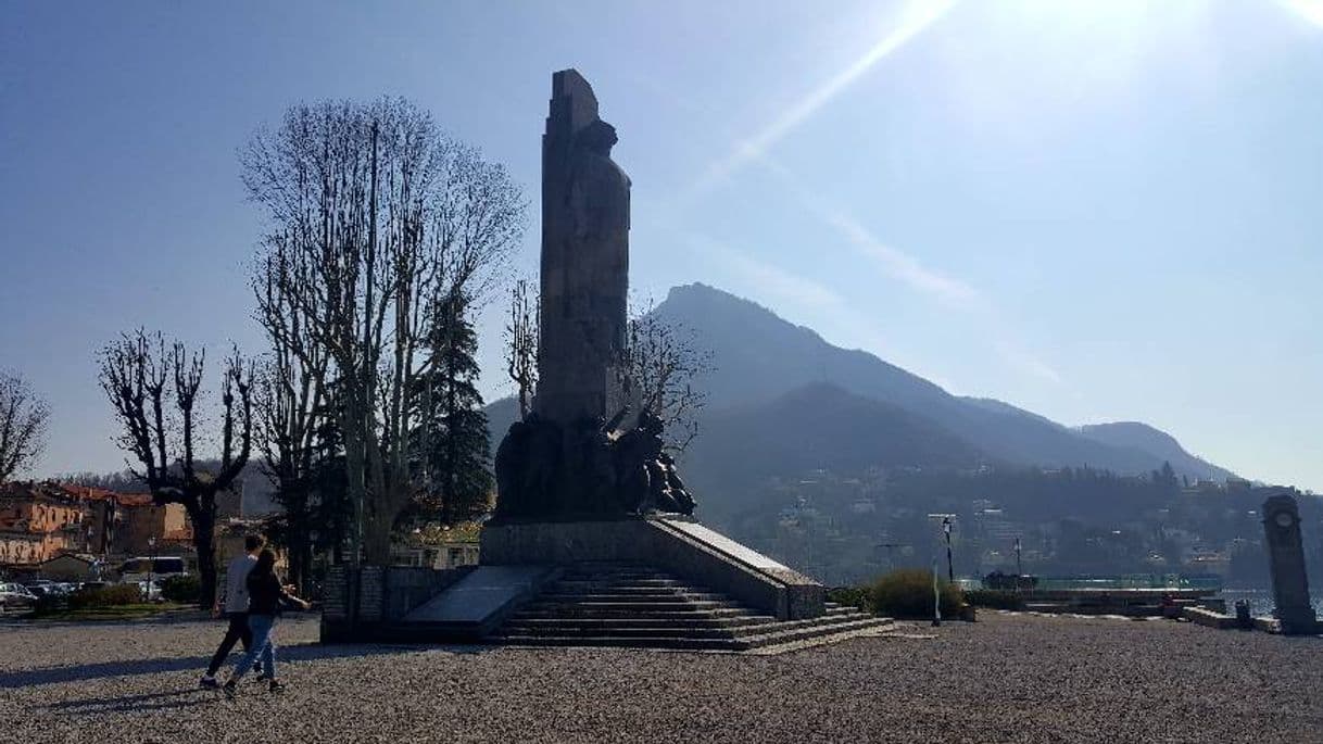 Lugar Monument to the Fallen