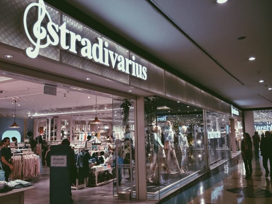 Lugar Stradivarius Portugal