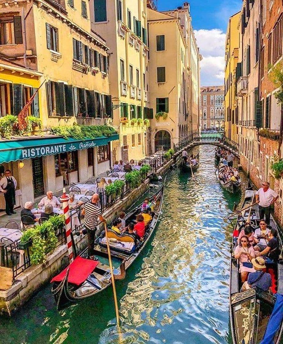 Place Gran Canal de Venecia