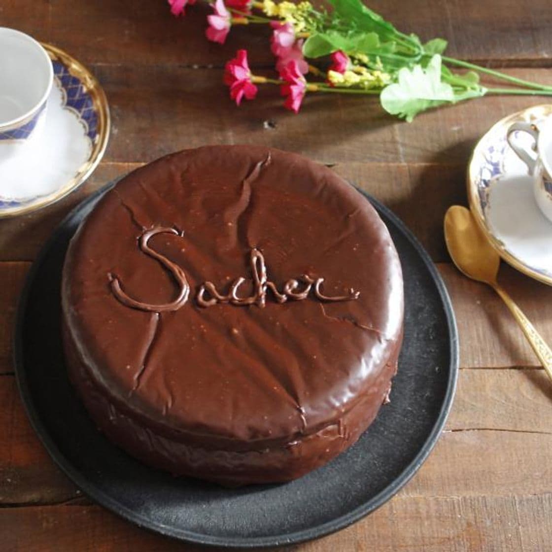 Moda Tarta Sacher al estilo clásico