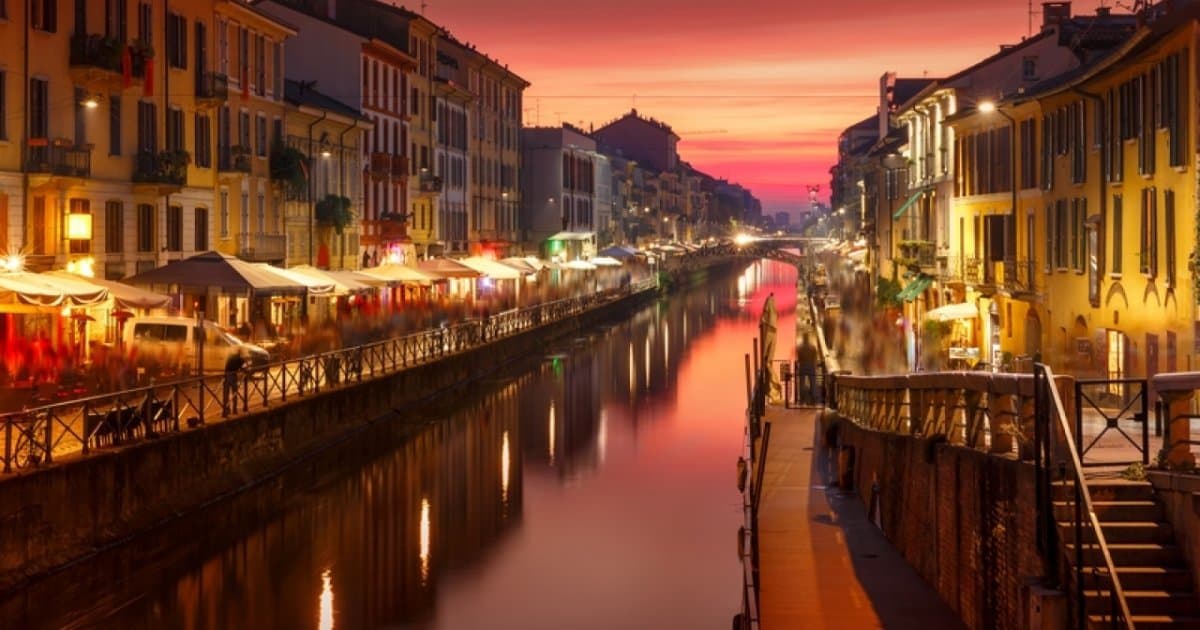 Place Darsena di Milano