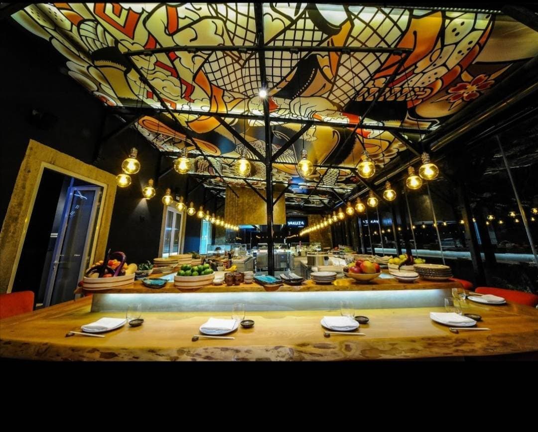 Restaurantes Yakuza First Floor by Olivier 