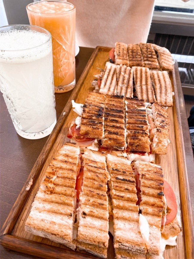 Restaurantes Tosta Al Metro