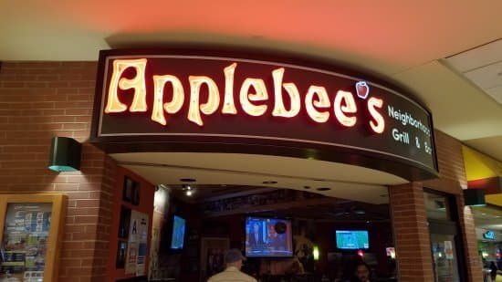 Restaurantes Applebee's Grill + Bar