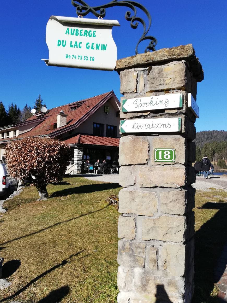 Restaurants Auberge du Lac Genin