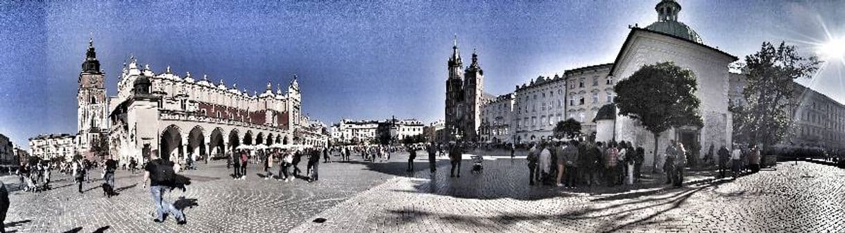 Place Plaza del Mercado de Cracovia