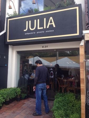 Restaurants Julia