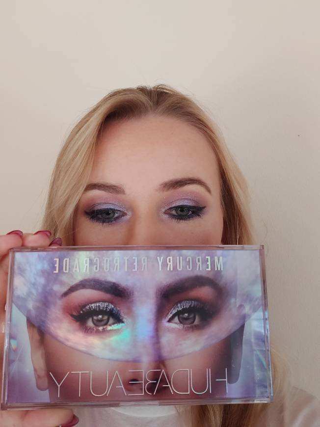 Belleza Huda Beauty Mercury Retrograde Palette