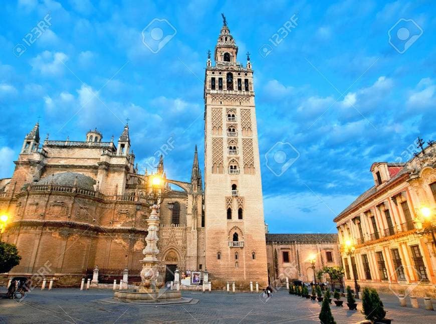 Lugar La Giralda 