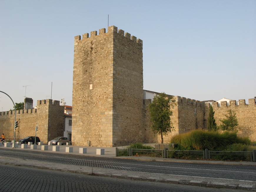 Lugar Cerca Medieval de Évora