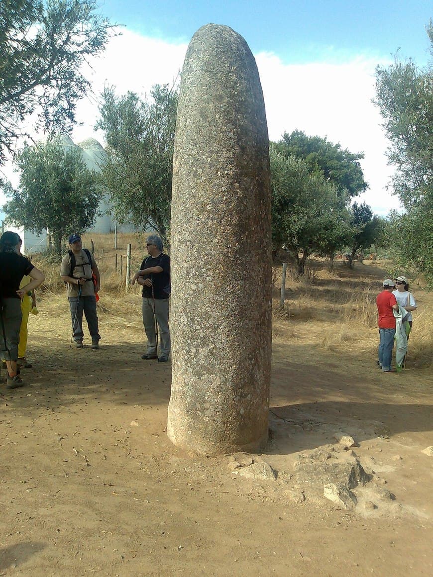 Lugar Menir dos Almendres