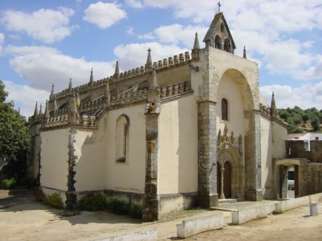 Lugar Igreja Matriz de Nossa Senhora da Anunciação de Viana do Alentejo