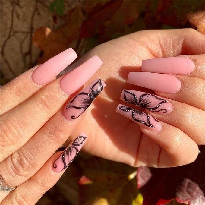 Moda Uñas mariposa