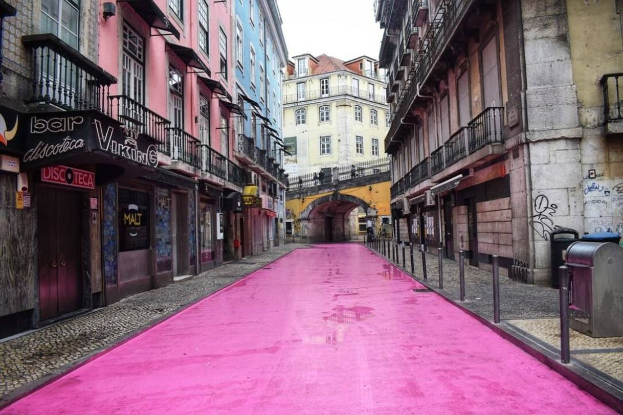 Moda Pink Street