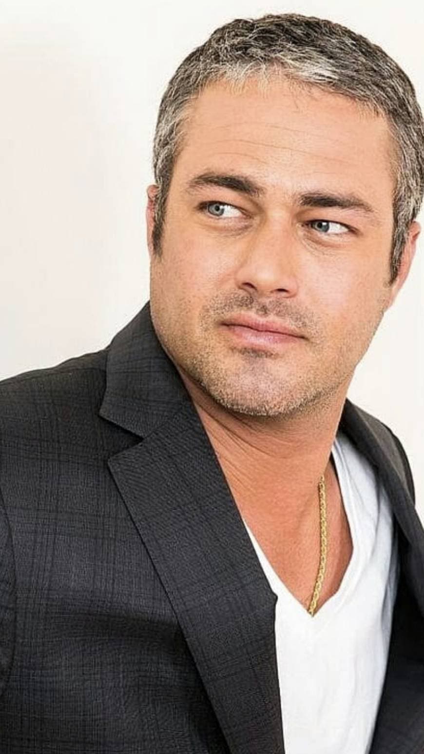 Moda Taylor Kinney