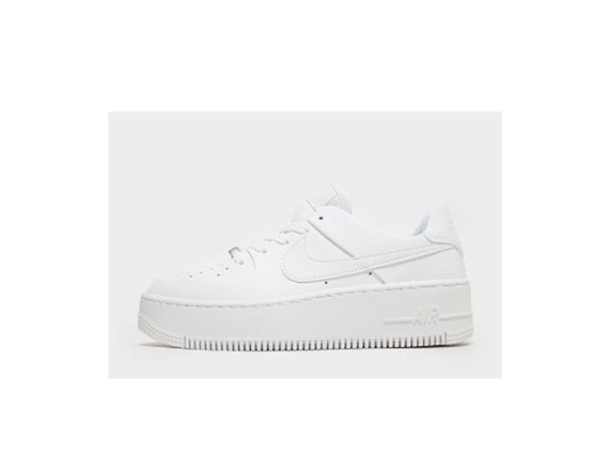 Producto Compra Nike Air Force 1 Sage Low en Blanco