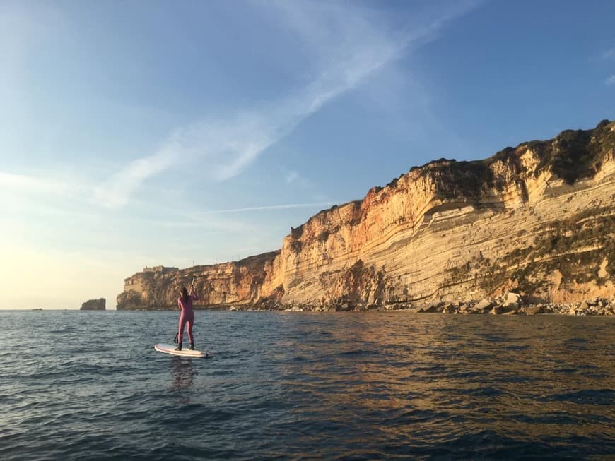 Lugar Nazare Surf School