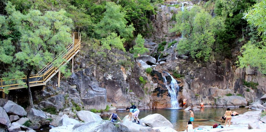 Lugar Cascata de Várzeas