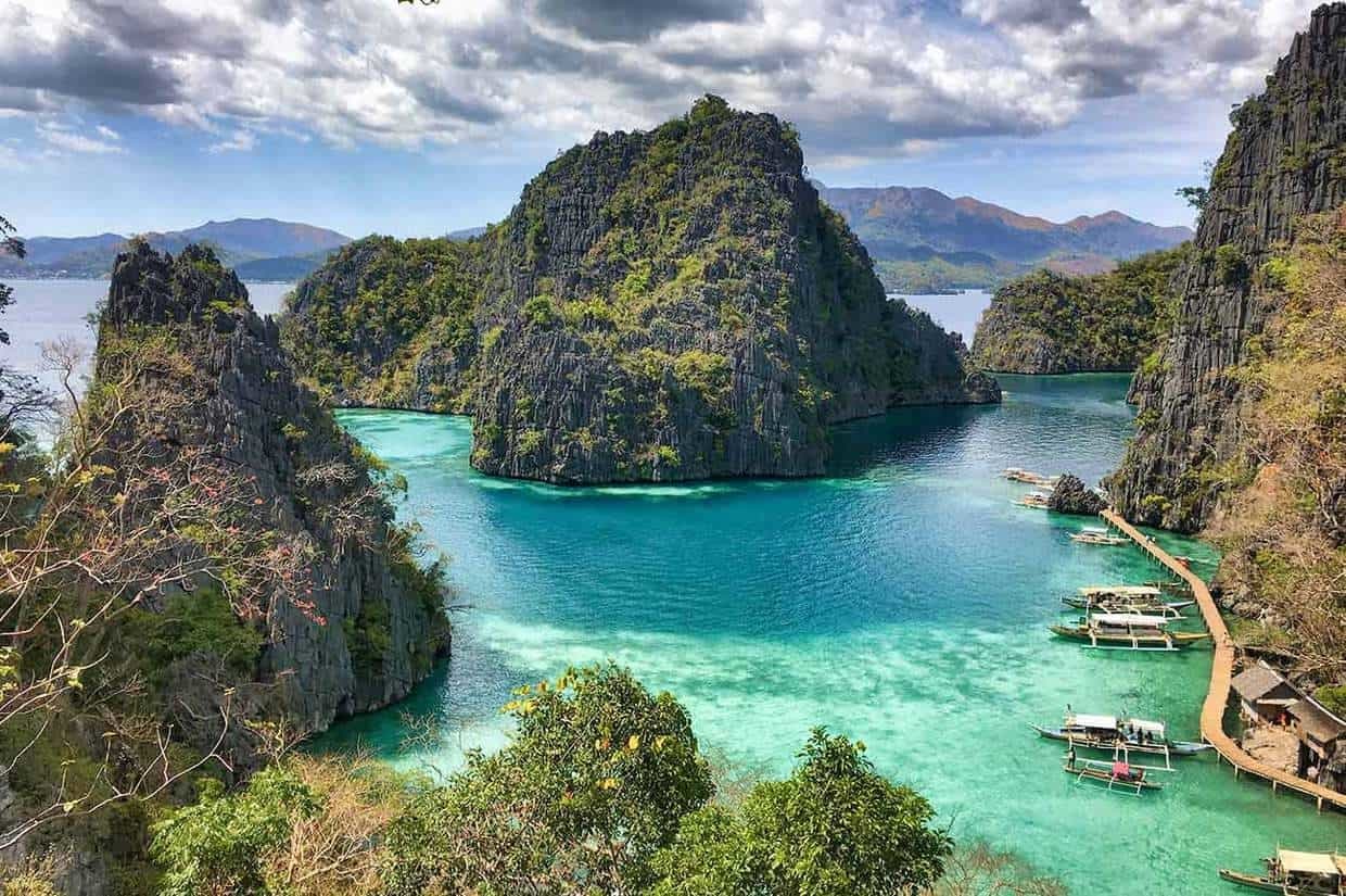 Lugar Kayangan Lake