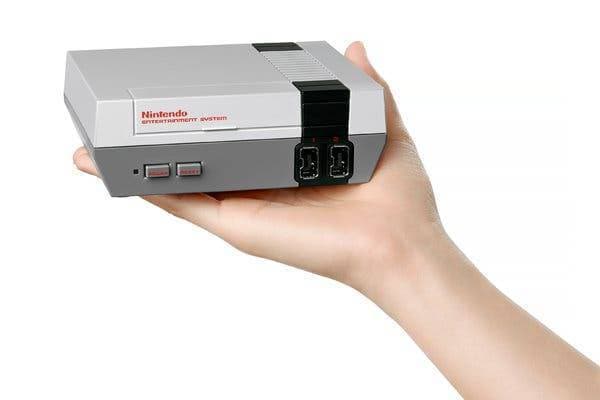 Fashion  NES Classic Mini: 30 juegos internos y puer