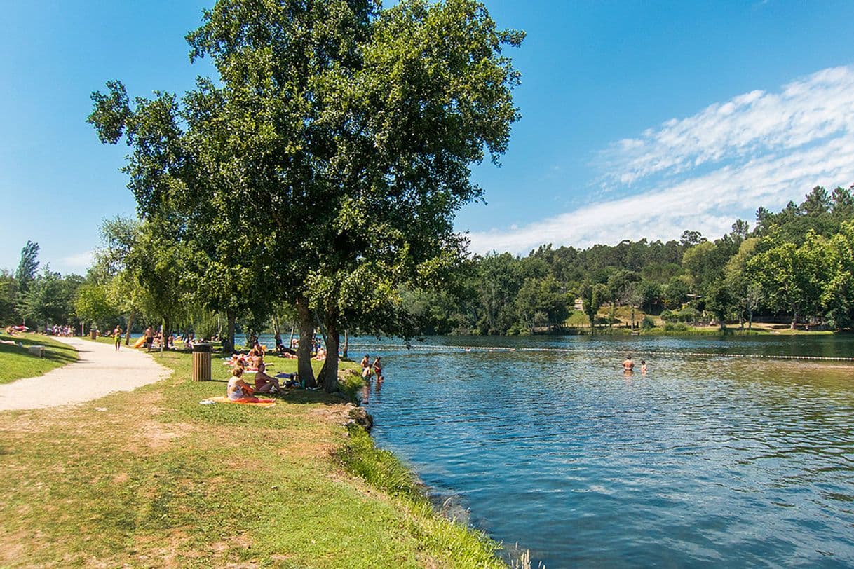 Lugar Praia fluvial de Adaúfe