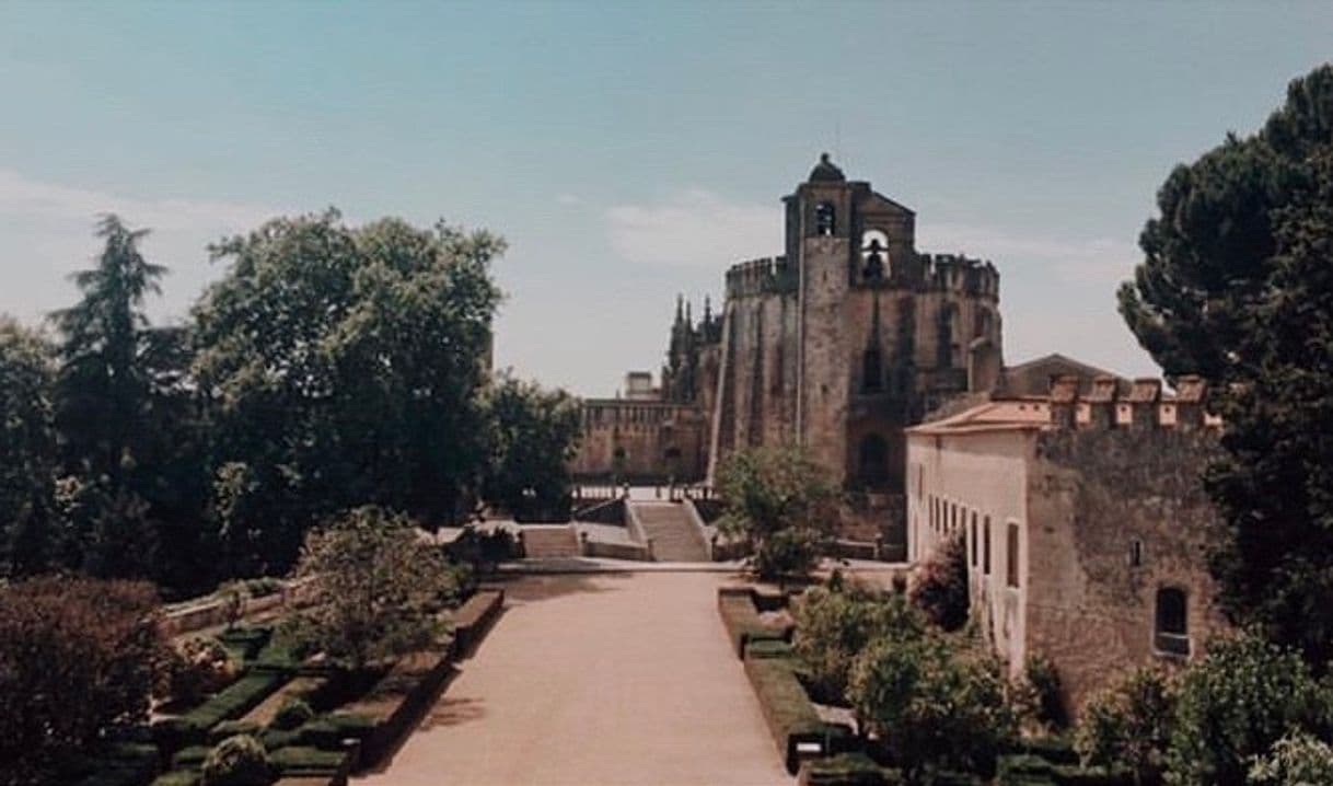 Lugar Convento de Cristo 