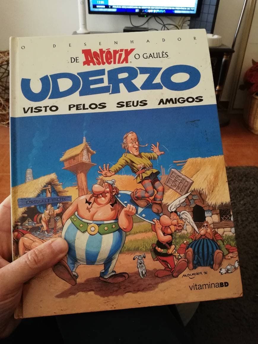 Libro Uderzo visto por sus amigos