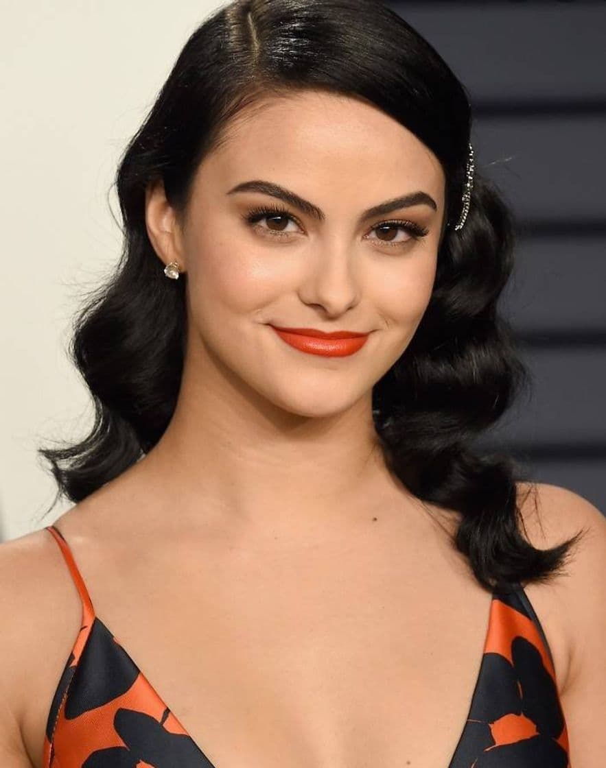 Fashion CAMILA MENDES 