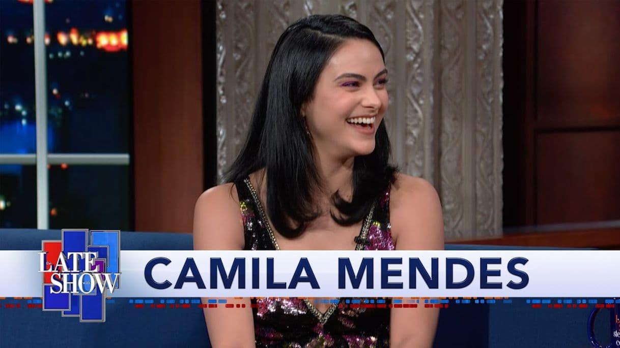 Fashion Camila Mendes entrevista 