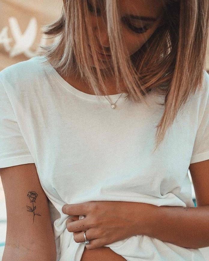 Moda simple tattoo