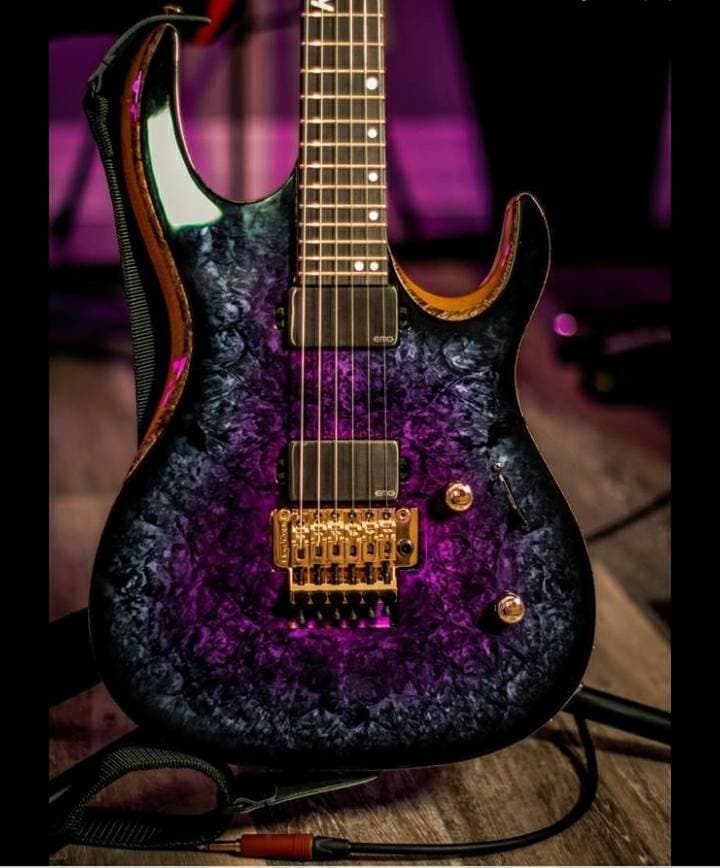 Product Kiesel Guitars