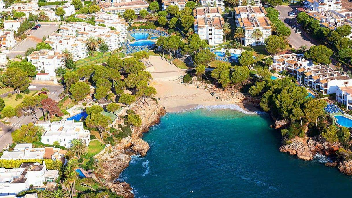 Place Cala Esmeralda Beach