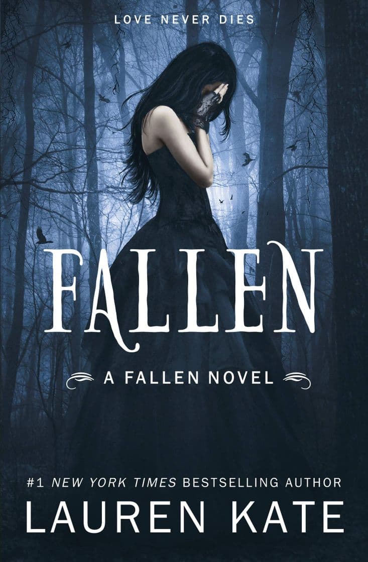 Libro Fallen: Book 1 of the Fallen Series